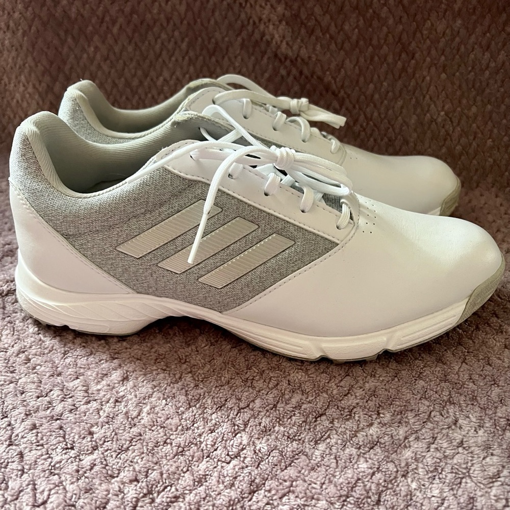 NWOT Women’s Adidas Golf Shoes 🏌🏼‍♀️👟 for #GolfGirlSummer